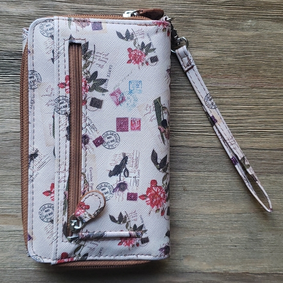 Wristlet wallet - Picture 2 of 8